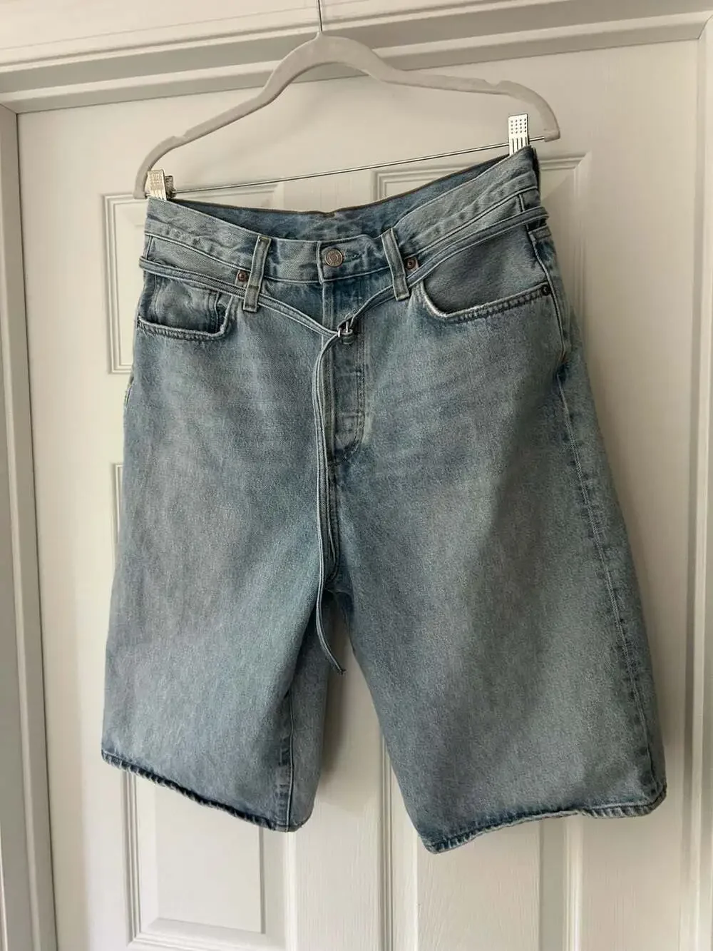 AGOLDE Emmi High Rise Long Denim Shorts in Light Wash